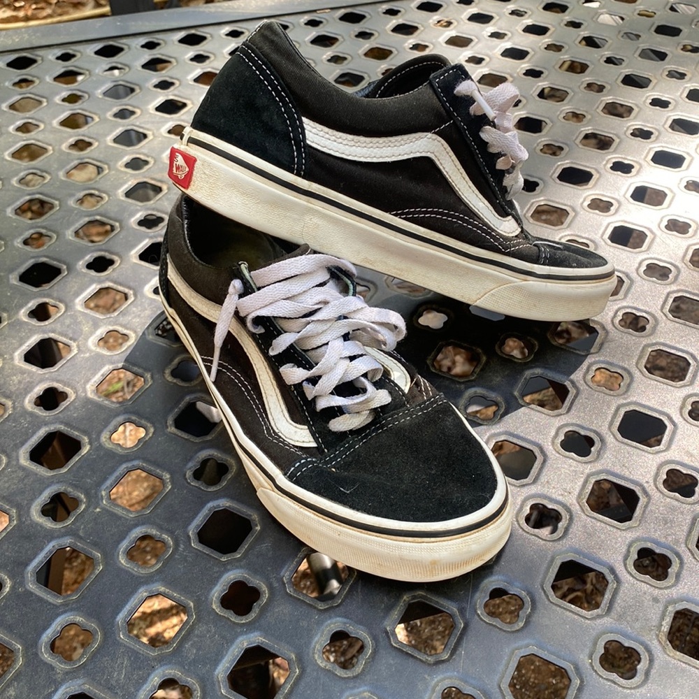 Worn Unisex Low Top Classic Old Skool Vans